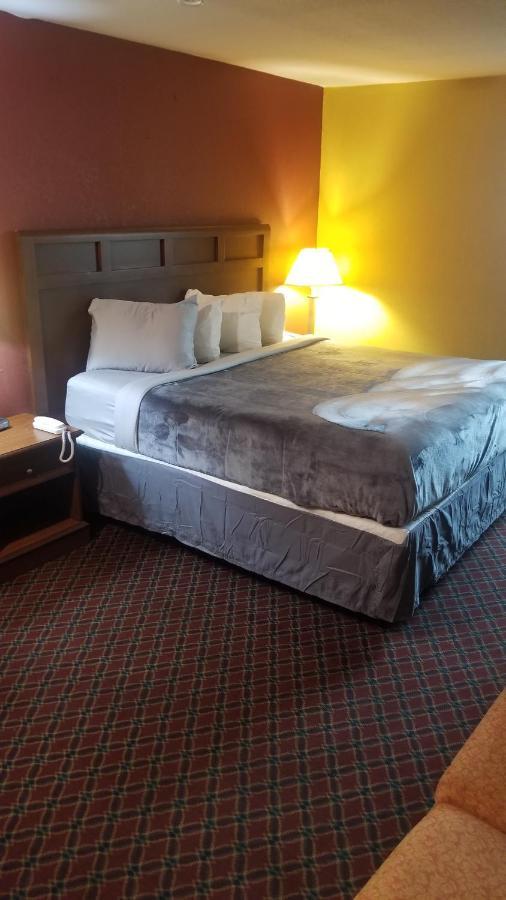 Hotel King Bed Hotel Room 110 Wi-Fi Booking Stillwater Esterno foto